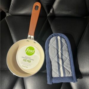 Food Network egg pan and handle covers